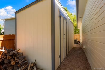 535 Howe St, Castle Rock, CO 80104