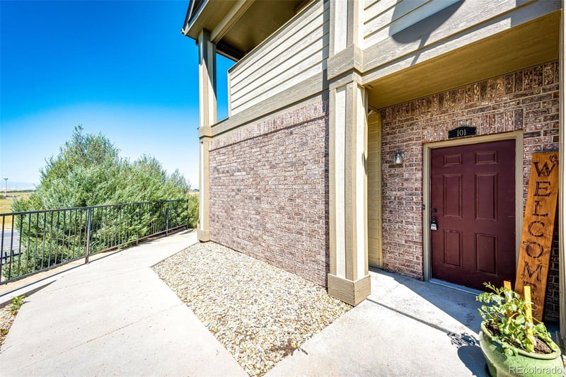 23376 E 5th Pl #101, Aurora, CO 80018