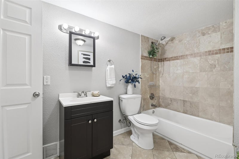 4161 Milwaukee St, Denver, CO 80216