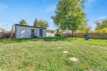 841 Oakland St, Aurora, CO 80012