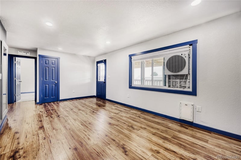 2100 100 Ave, Thornton, CO 80260