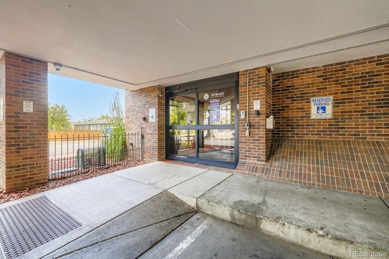 5500 Sycamore St, Littleton, CO 80120