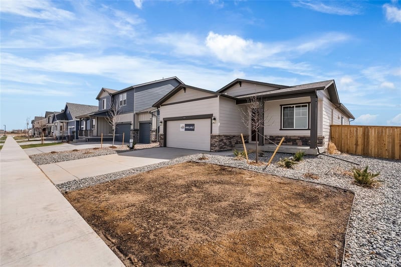 54860 E 27th Pl, Strasburg, CO 80136