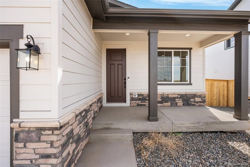 54860 E 27th Pl, Strasburg, CO 80136