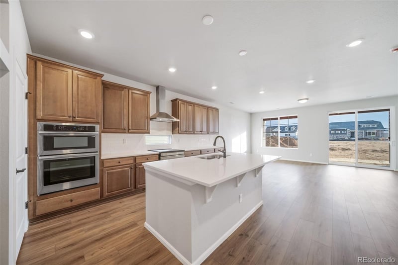 22304 49th Pl, Aurora, CO 80019