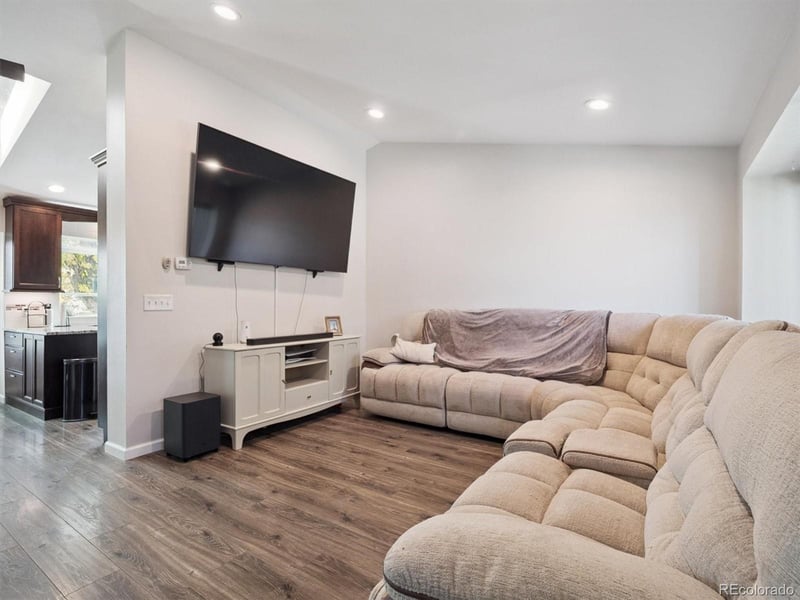 9274 Friend Dr, Littleton, CO 80128