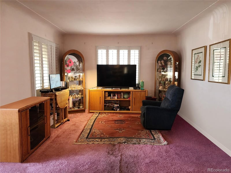 1558 Spruce St, Denver, CO 80220