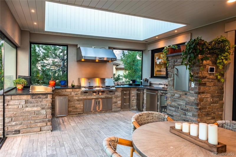 8667 Sawgrass Dr, Lone Tree, CO 80124