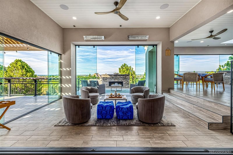 8667 Sawgrass Dr, Lone Tree, CO 80124