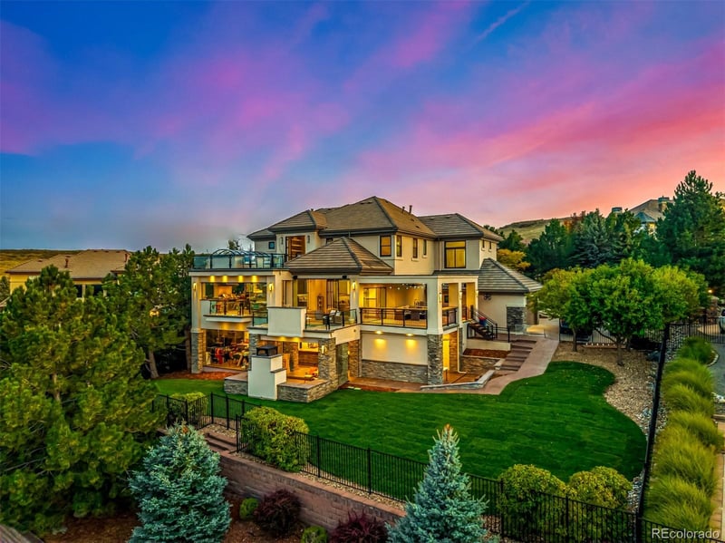 8667 Sawgrass Dr, Lone Tree, CO 80124