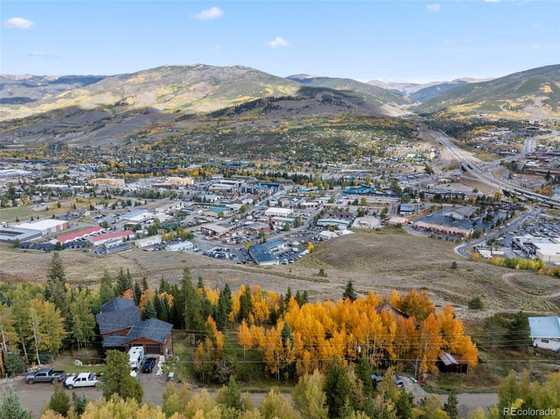 412 Lakeview Dr, Silverthorne, CO 80498