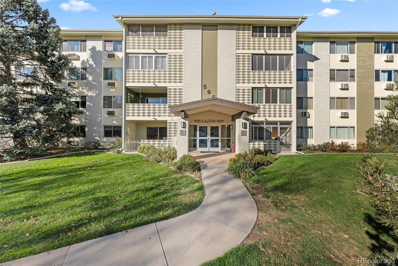 595 Alton Way #5D, Denver, CO 80247
