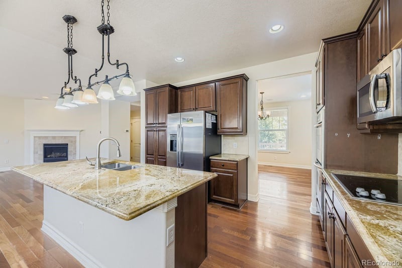 4927 Addison Way, Aurora, CO 80016