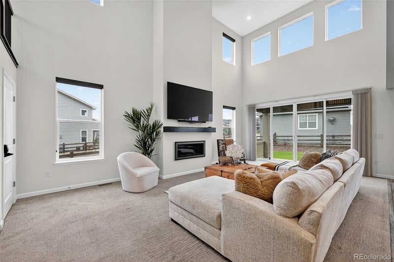 99 Simmental Loop, Castle Rock, CO 80104