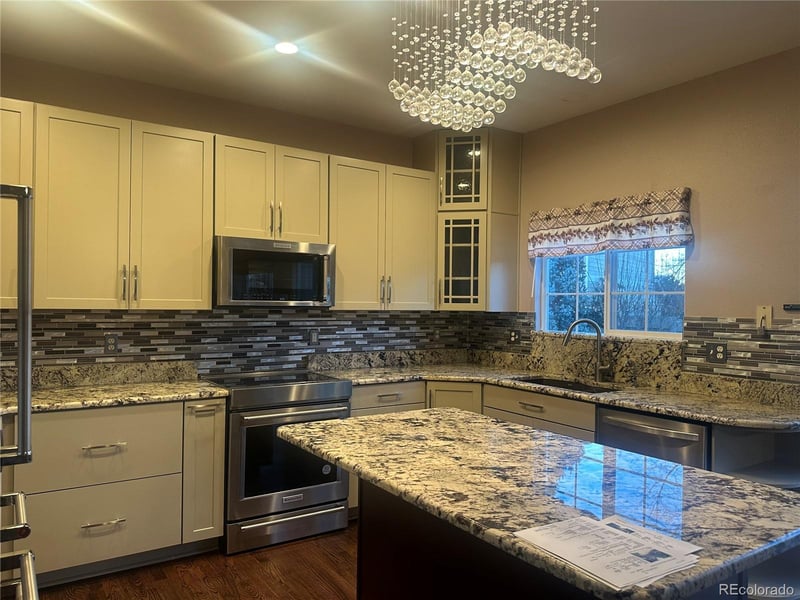 18869 Berry Pl, Aurora, CO 80015