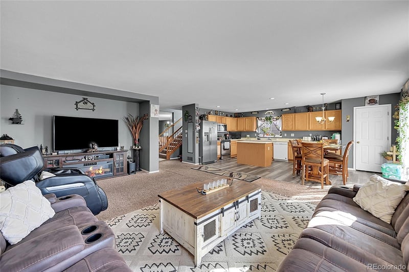 15372 100th Ct, Commerce City, CO 80022