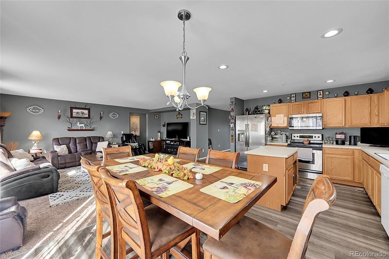 15372 100th Ct, Commerce City, CO 80022