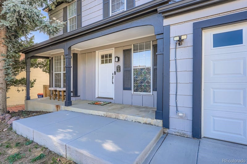 19801 Dartmouth Ave, Aurora, CO 80013