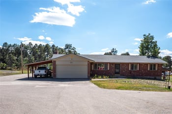 372 Stagecoach Trl, Elizabeth, CO 80107