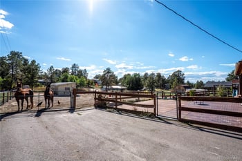 372 Stagecoach Trl, Elizabeth, CO 80107