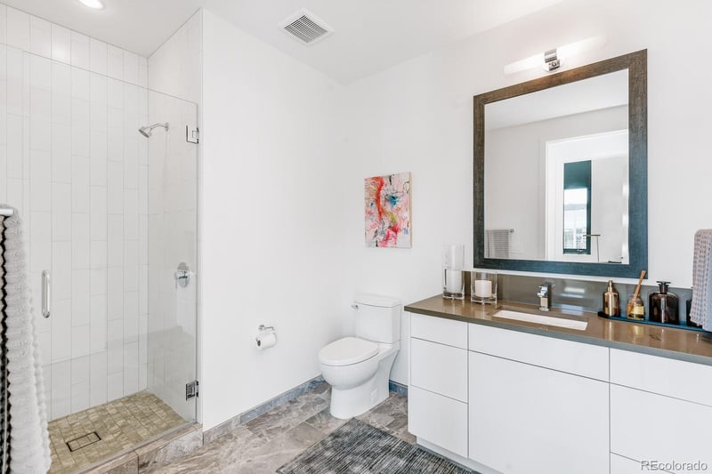 210 Saint Paul St #411, Denver, CO 80206