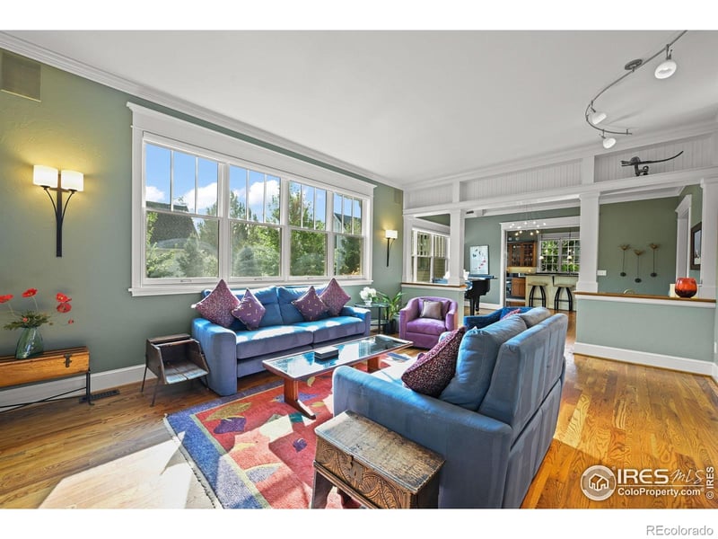 310 W Spruce St, Louisville, CO 80027