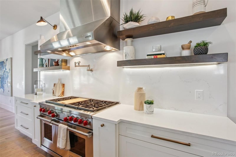 37 Flowerburst Way, Highlands Ranch, CO 80126