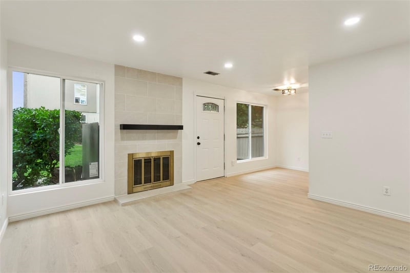 7373 W Florida Ave #H, Lakewood, CO 80232