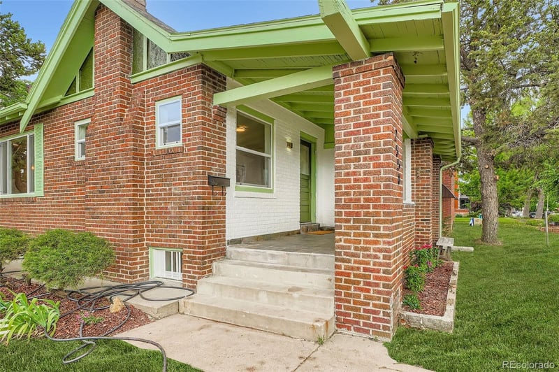 2558 Gilpin St, Denver, CO 80205