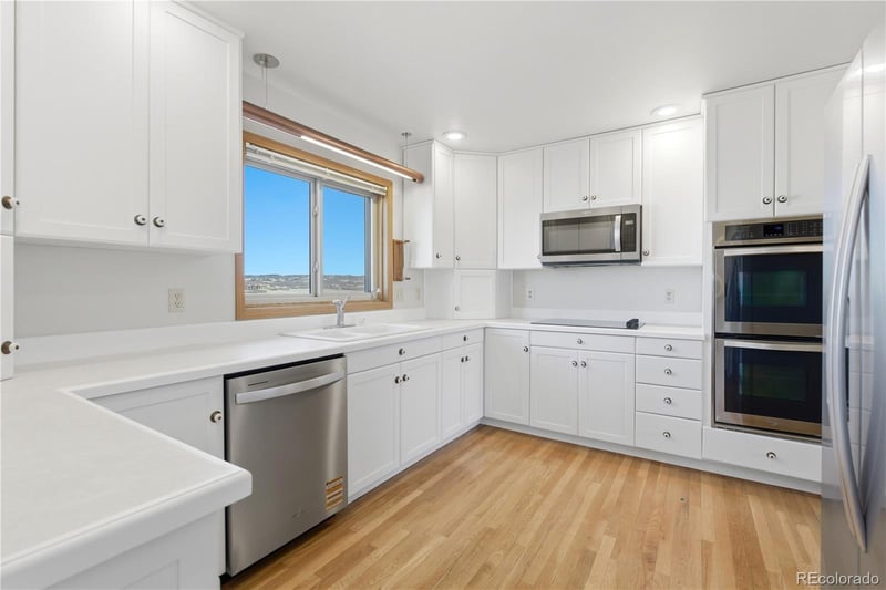 360 Sly Fox Way, Sedalia, CO 80135