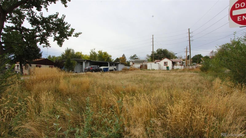 3301 Zuni St, Englewood, CO 80110