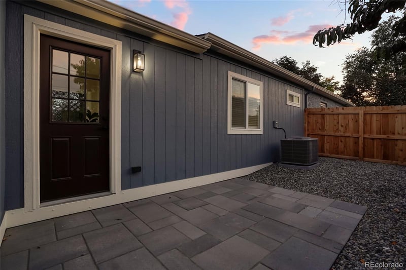 3046 Saint Paul St, Denver, CO 80205