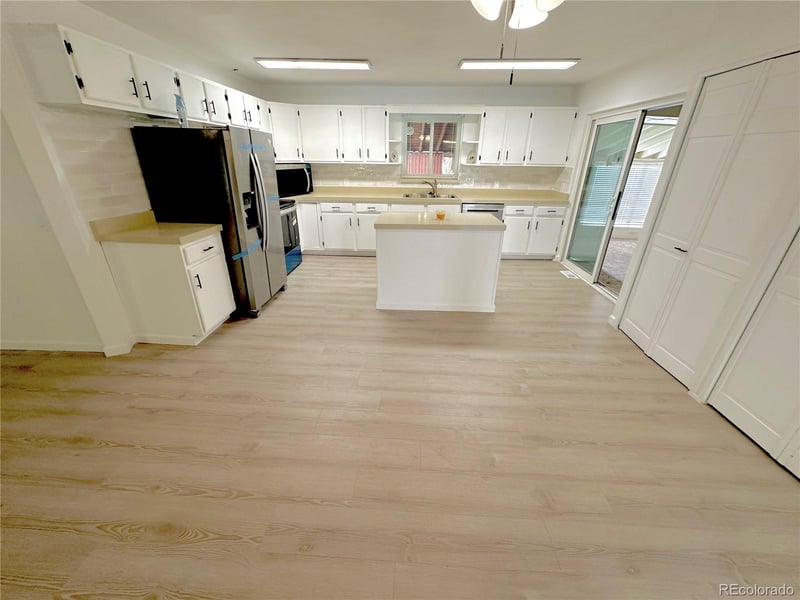 423 Empire St, Aurora, CO 80010