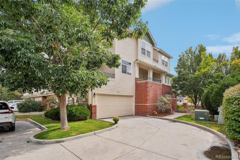 9850 E Florida Pl, Aurora, CO 80247