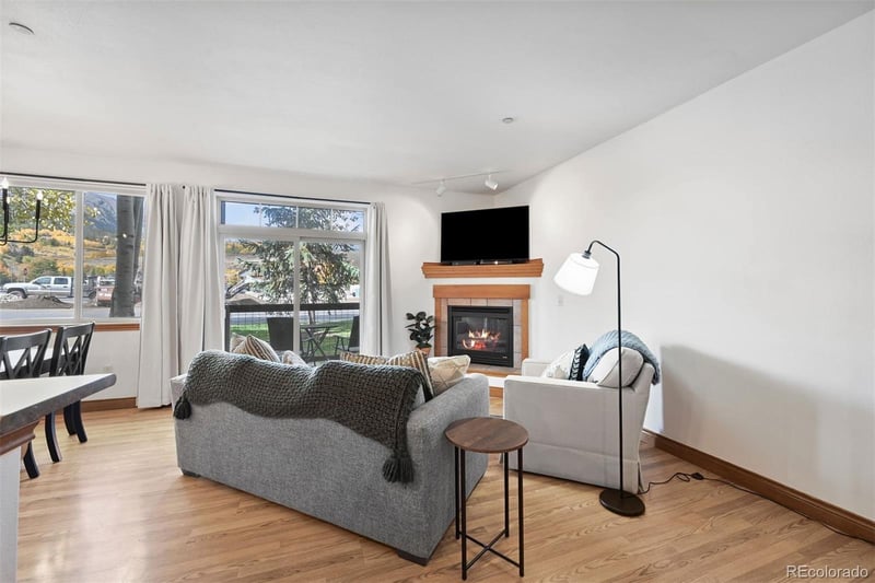 850 Blue River Pw #E5, Silverthorne, CO 80498