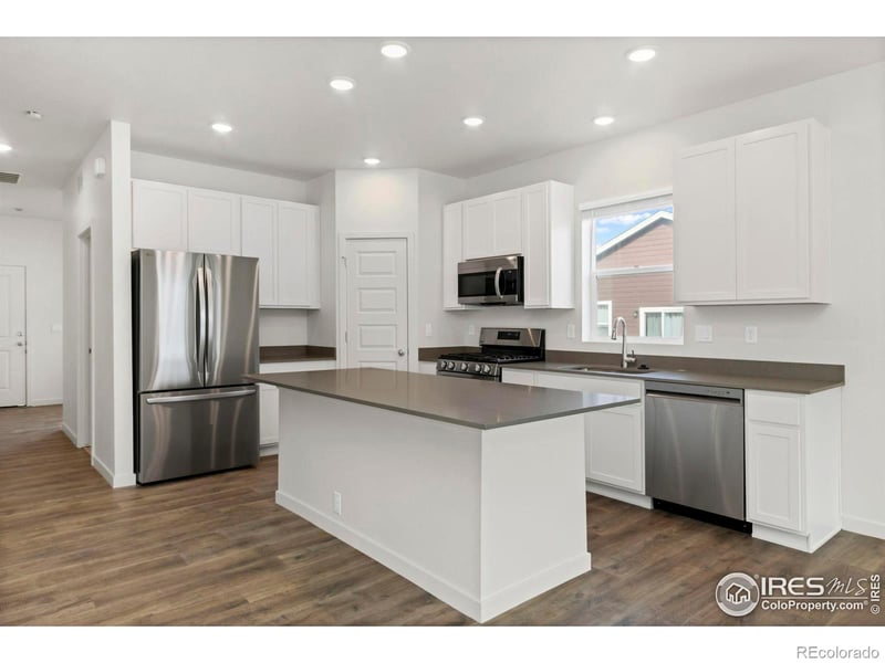 7160 Gateway Crossing St, Wellington, CO 80549