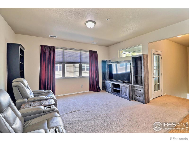 6911 3rd St #920, Greeley, CO 80634