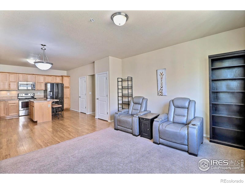 6911 3rd St #920, Greeley, CO 80634