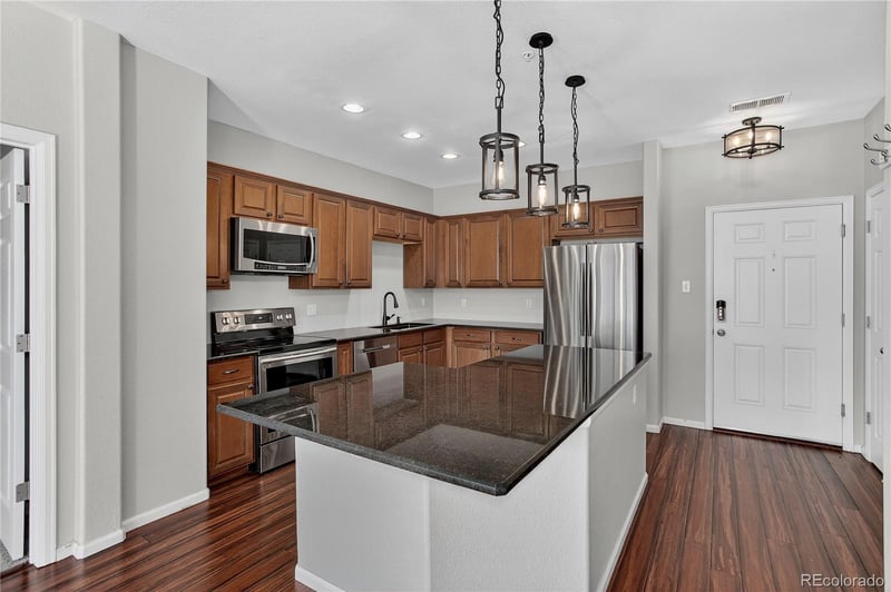 9633 E 5th Ave #10208, Denver, CO 80230