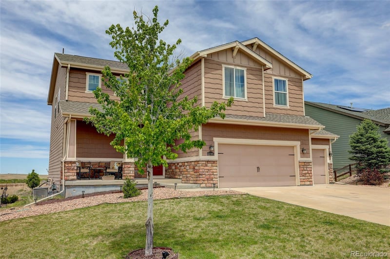 42395 Forest Oaks Dr, Elizabeth, CO 80107