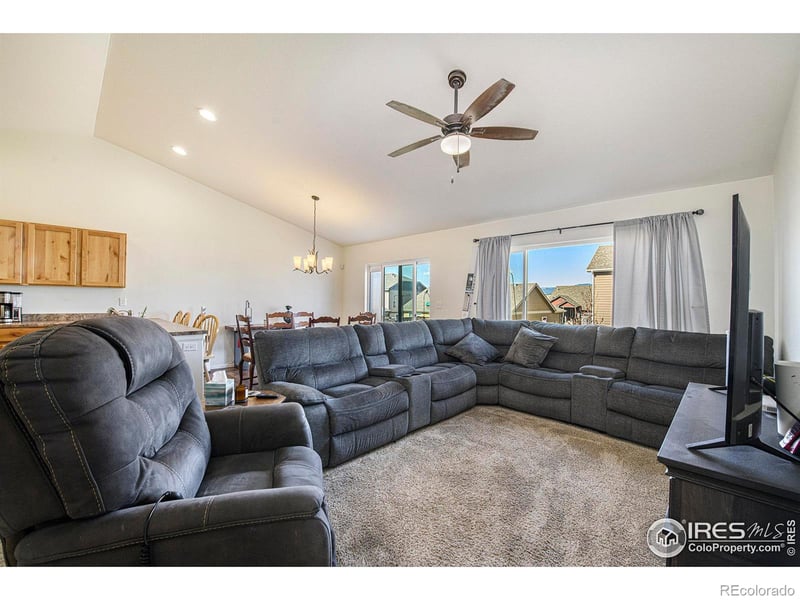 6479 Black Hills Ave, Loveland, CO 80538