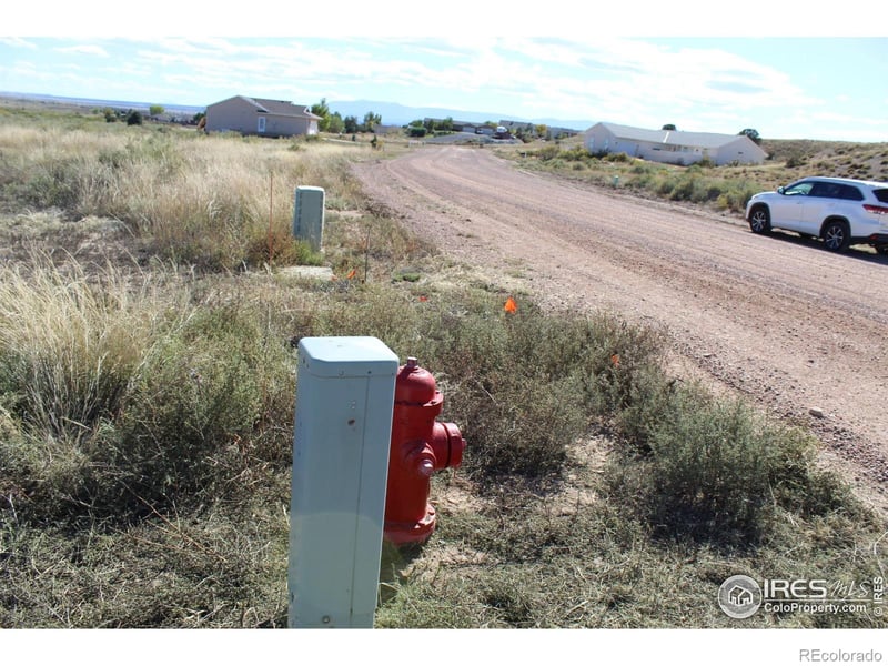 556 S Chimazo Dr S, Pueblo, CO 81001