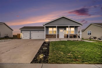 192 S 4 Ave, Deer Trail, CO 80105