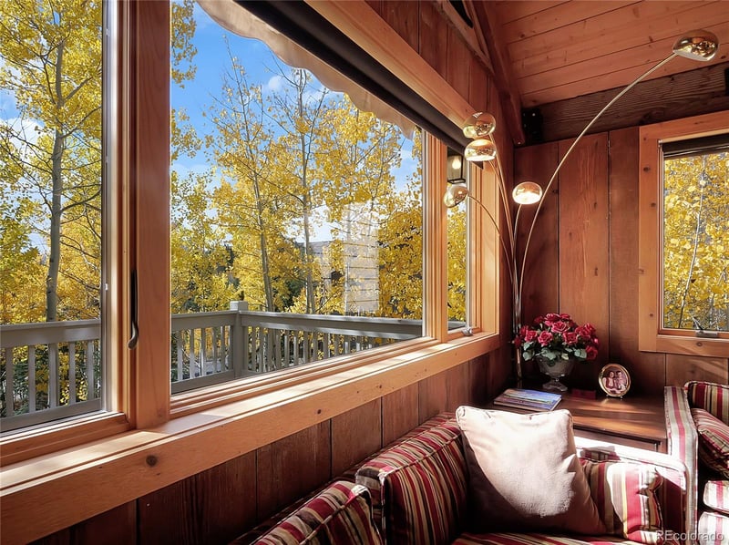 28 Sky Pilot Dr, Silverthorne, CO 80498