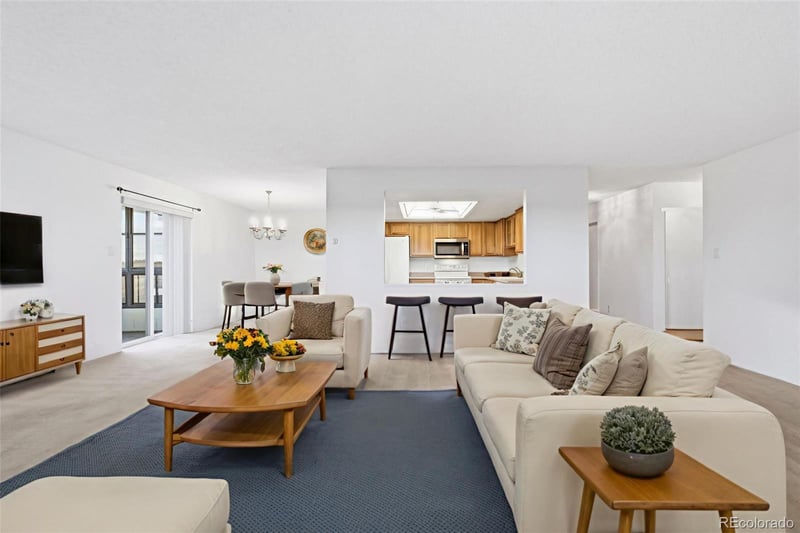 13850 Marina Dr #301, Aurora, CO 80014