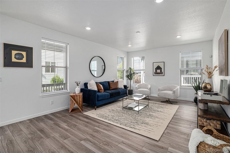 8387 Bijou Creek Ave, Littleton, CO 80125