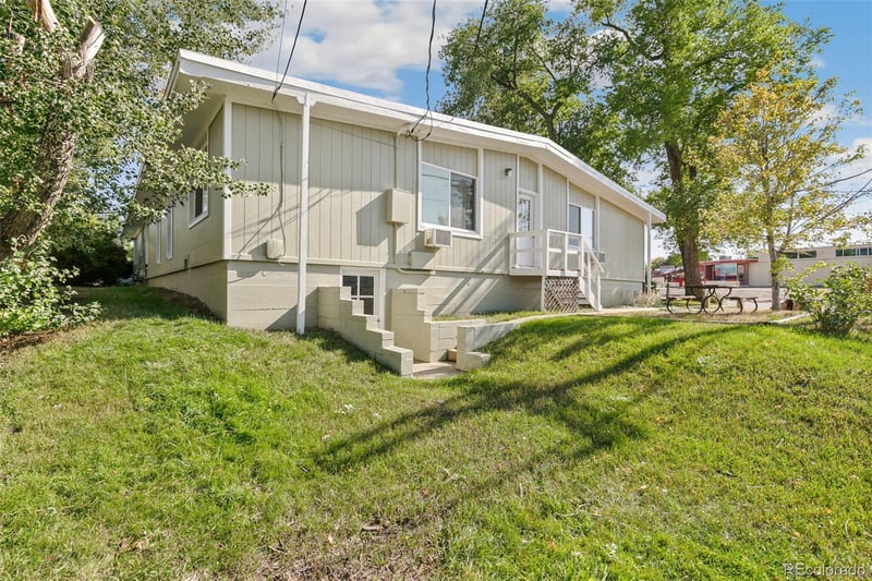 101 Laurel St, Broomfield, CO 80020