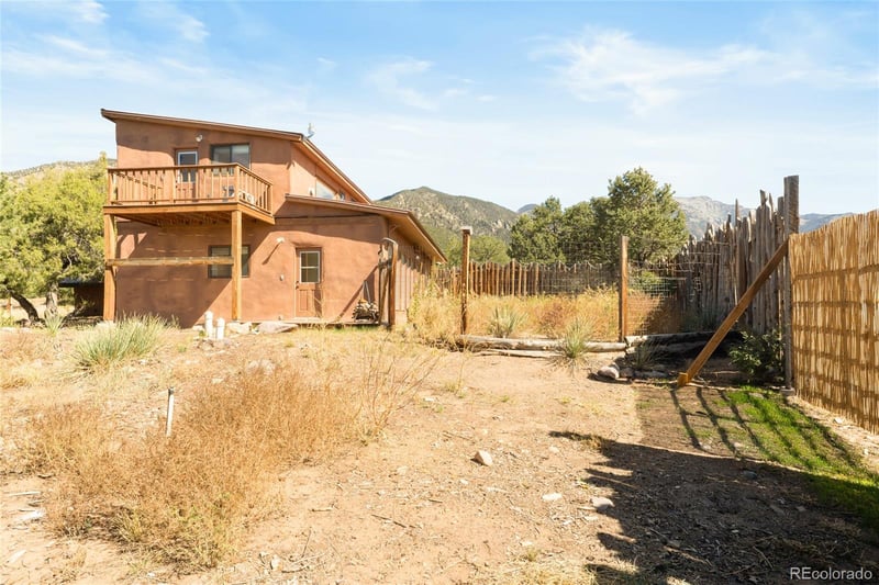 427 S Hemlock St, Crestone, CO 81131