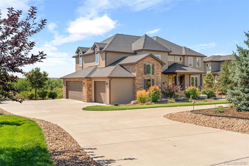 12648 Waterside Ln, Longmont, CO 80504