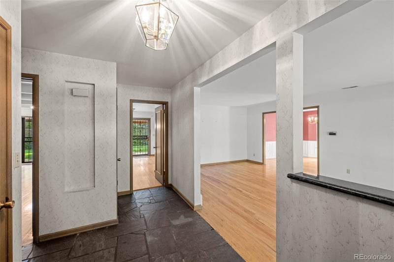 3920 S Clermont St, Cherry Hills Village, CO 80113